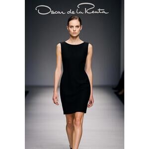 Oscar De La Renta Wool Dress Sz 4 Silk Lining LBD Classic Designer